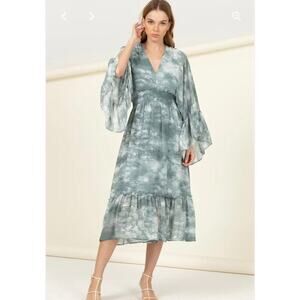 Talulah Tie Dye Butterfly Sleeve Midi Dress Size M Dusty Blue